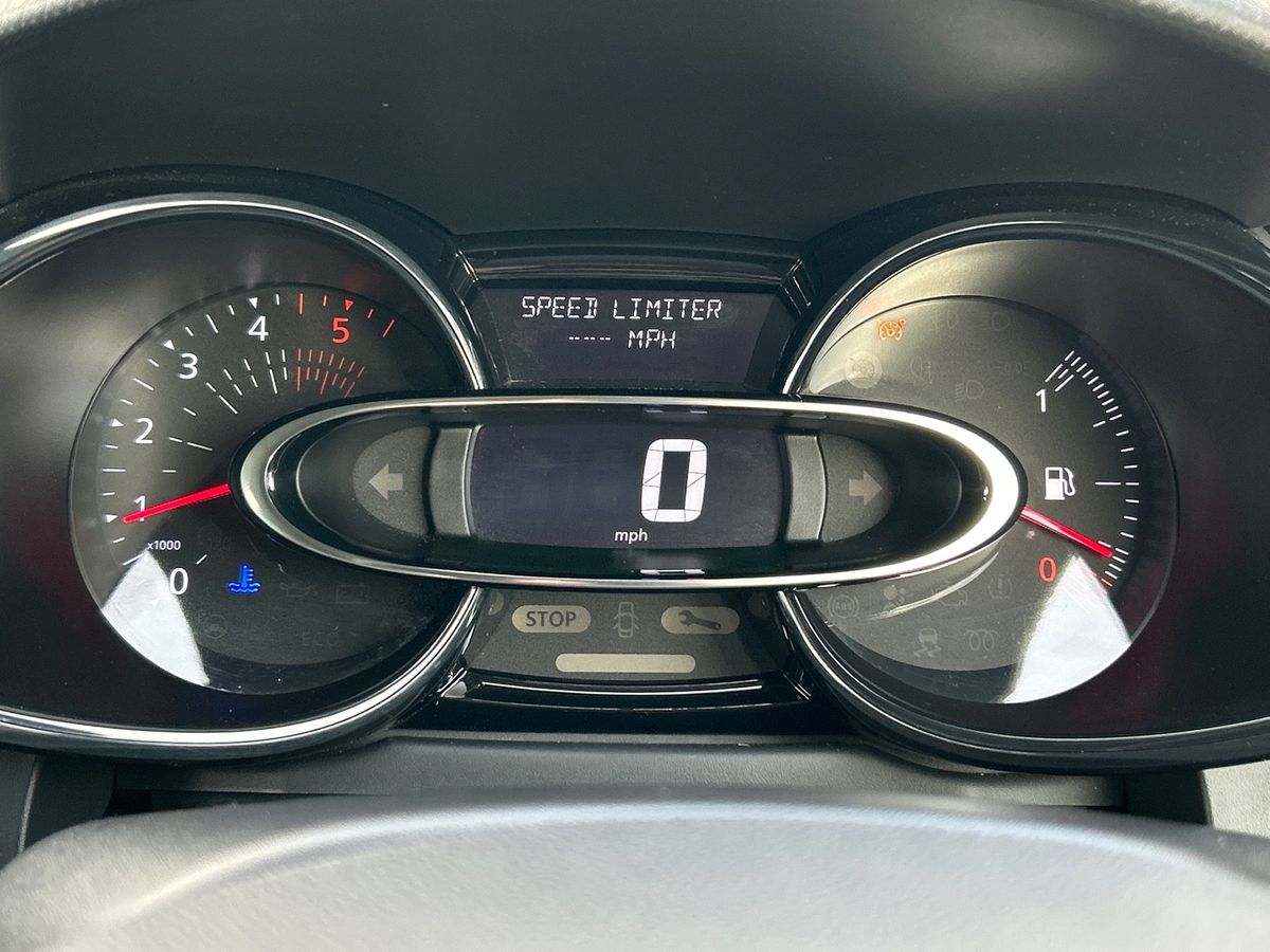 Used Renault Clio 2023 for sale - 76961564: Photo 15