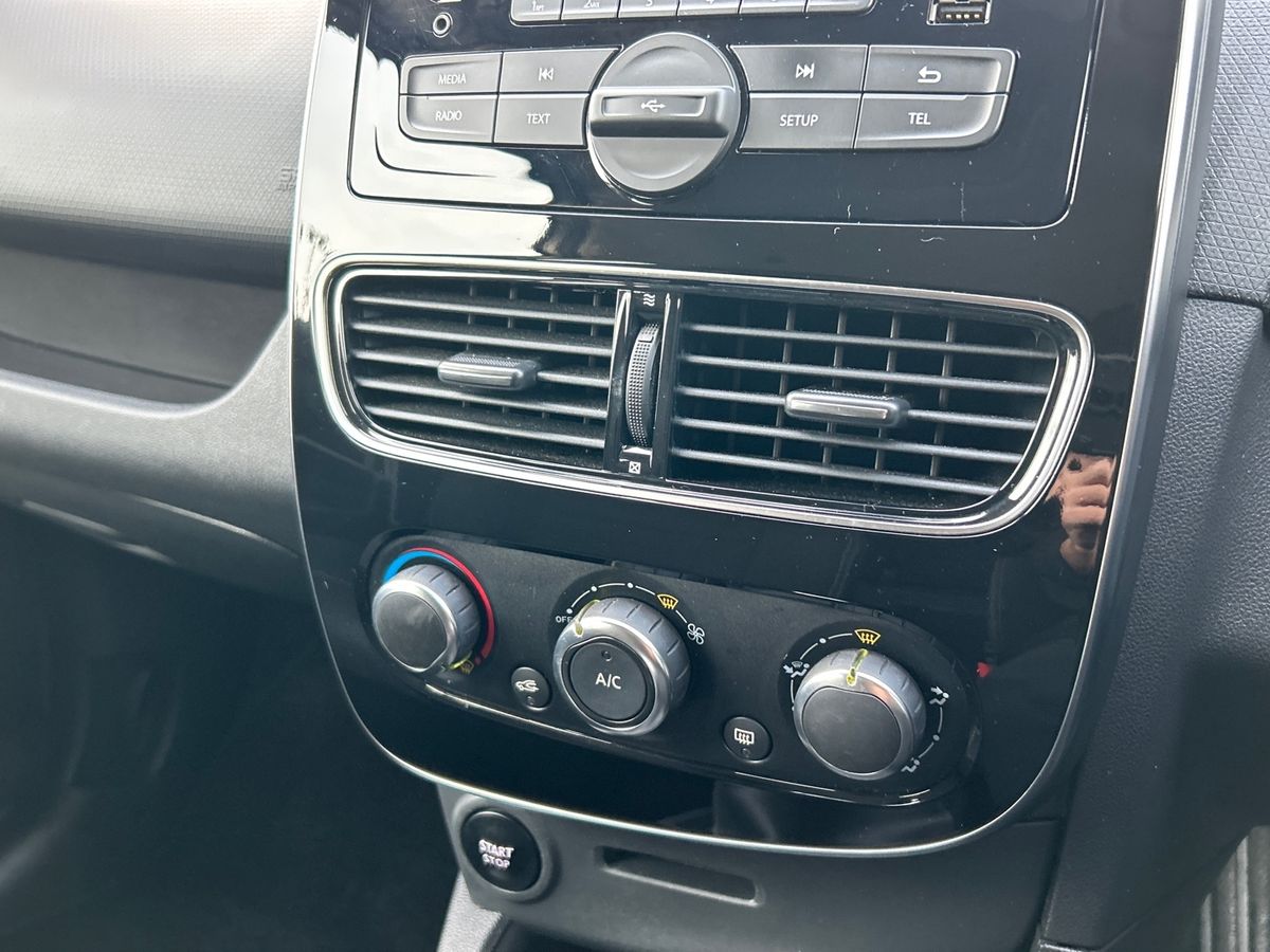 Used Renault Clio 2023 for sale - 76961564: Photo 33