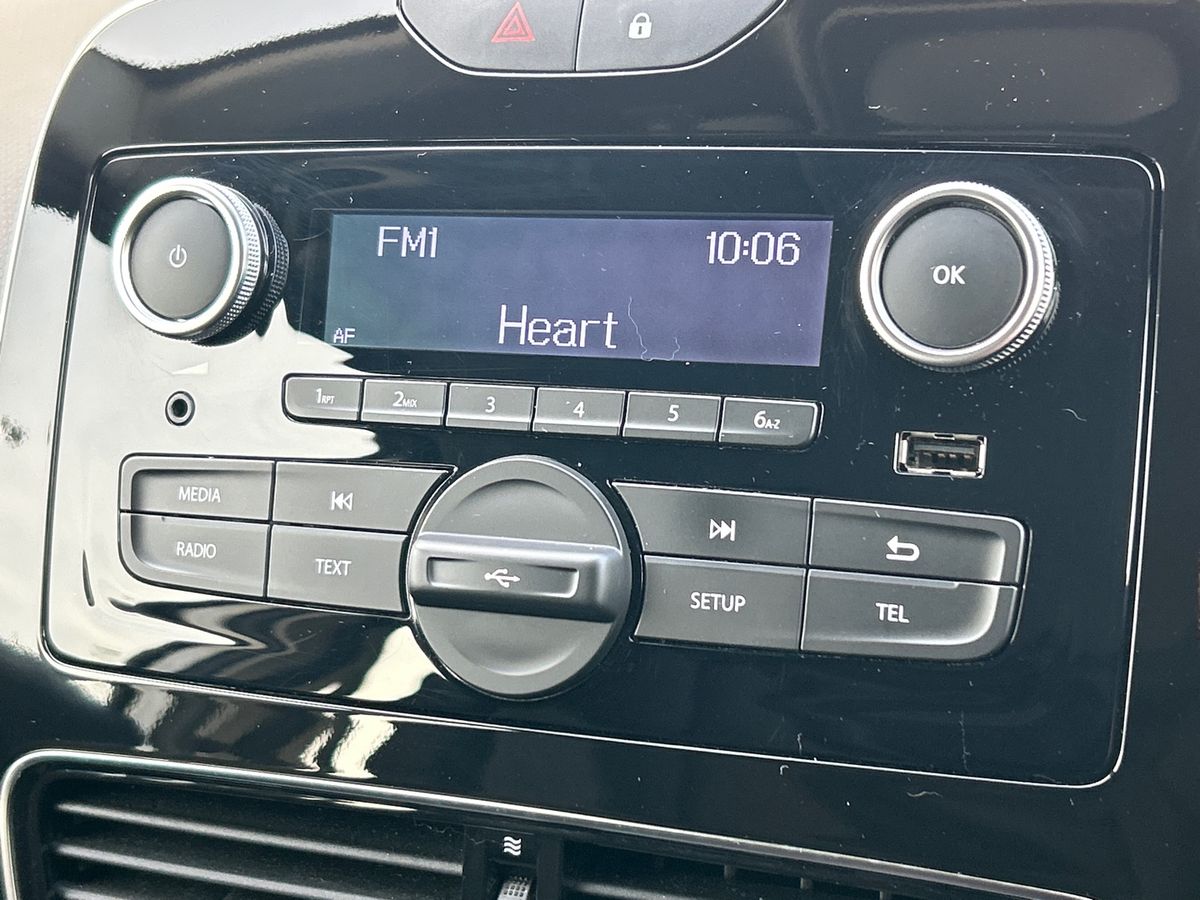 Used Renault Clio 2023 for sale - 76961564: Photo 9