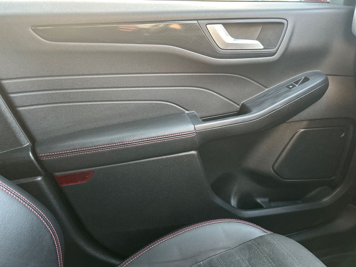 Used Ford Kuga 2022 for sale - 77011407: Photo 30