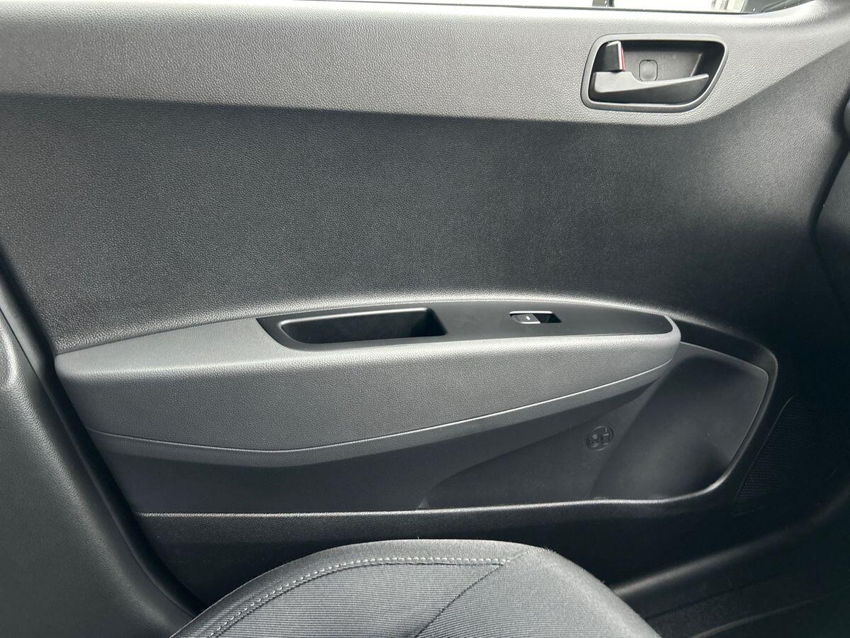 Used Hyundai i10 2019 for sale - 76617151: Photo 29