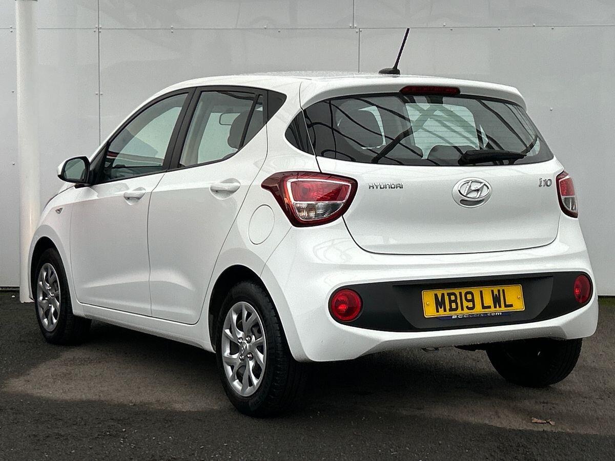 Used Hyundai i10 2019 for sale - 76617151: Photo 3