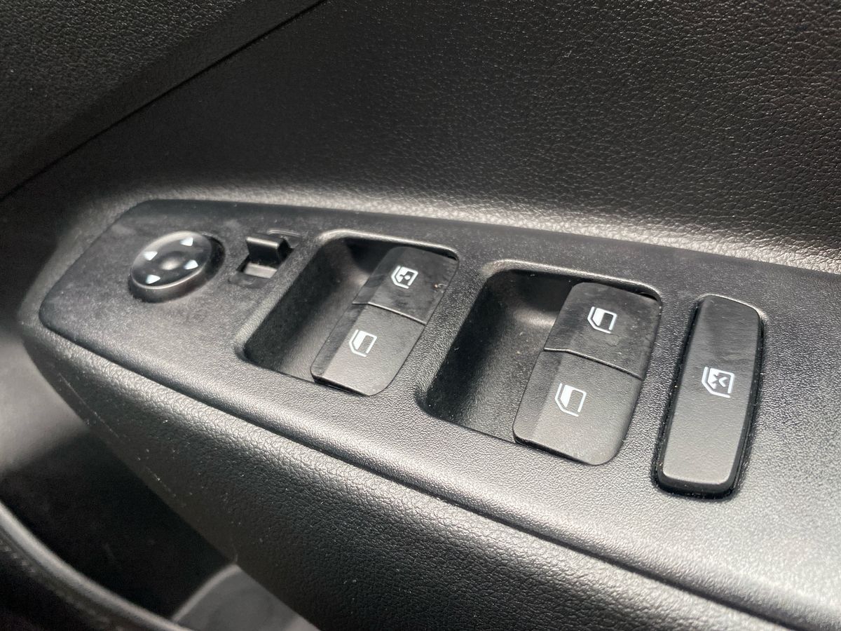 Used Hyundai i10 2022 for sale - 78012018: Photo 40