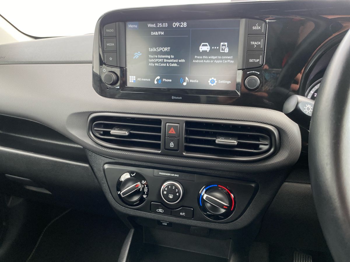 Used Hyundai i10 2022 for sale - 78012018: Photo 8