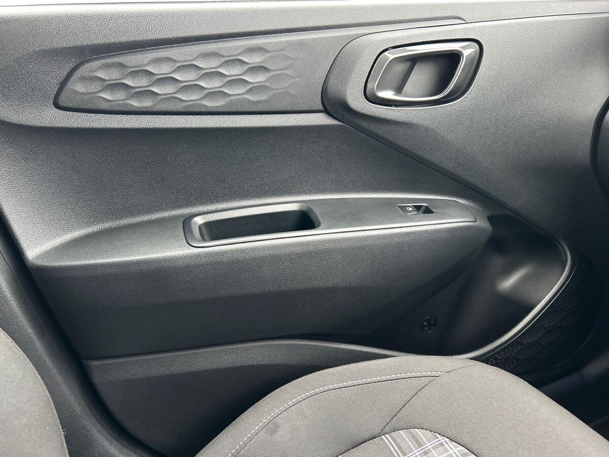 Used Hyundai i10 2024 for sale - 76171209: Photo 29