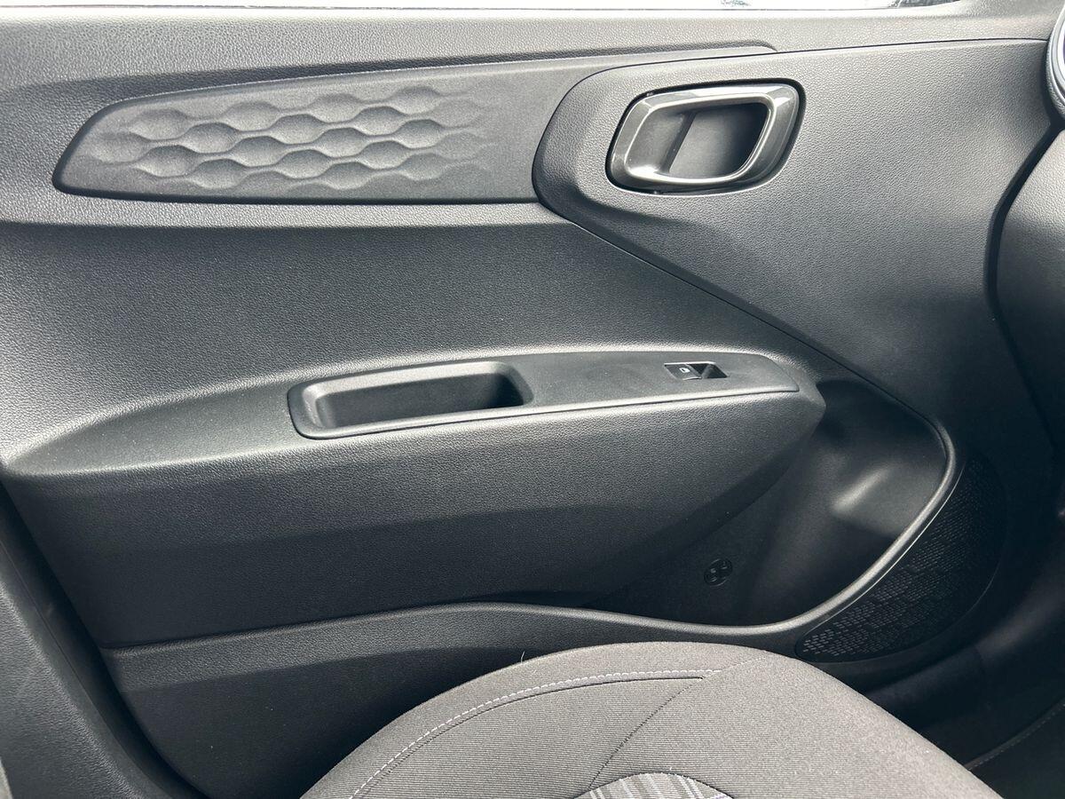 Used Hyundai i10 2024 for sale - 76617150: Photo 29