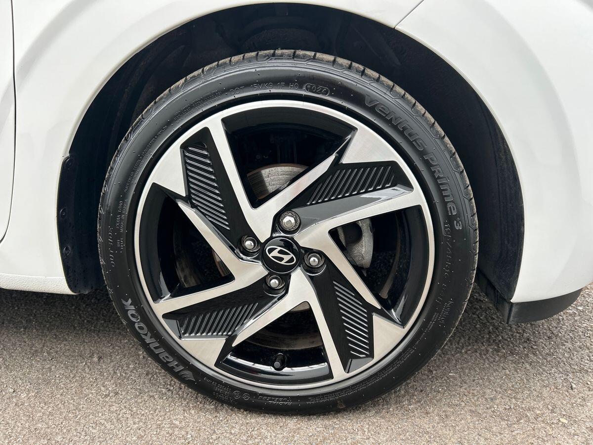 Used Hyundai i10 2024 for sale - 76090180: Photo 11