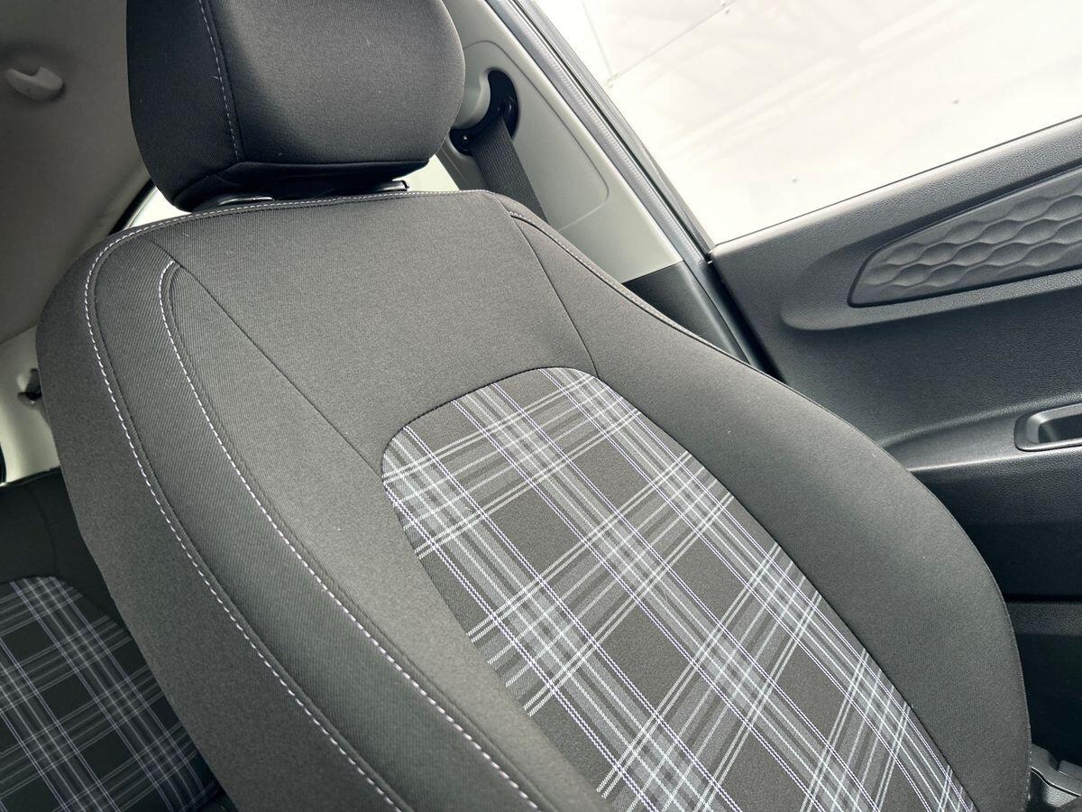 Used Hyundai i10 2024 for sale - 76090174: Photo 28