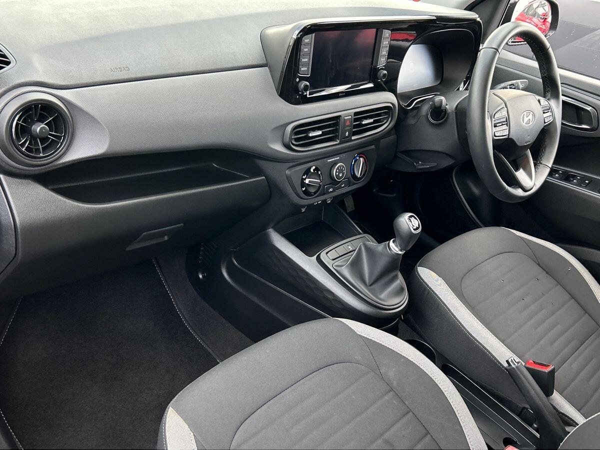 Used Hyundai i10 2024 for sale - 76374727: Photo 2