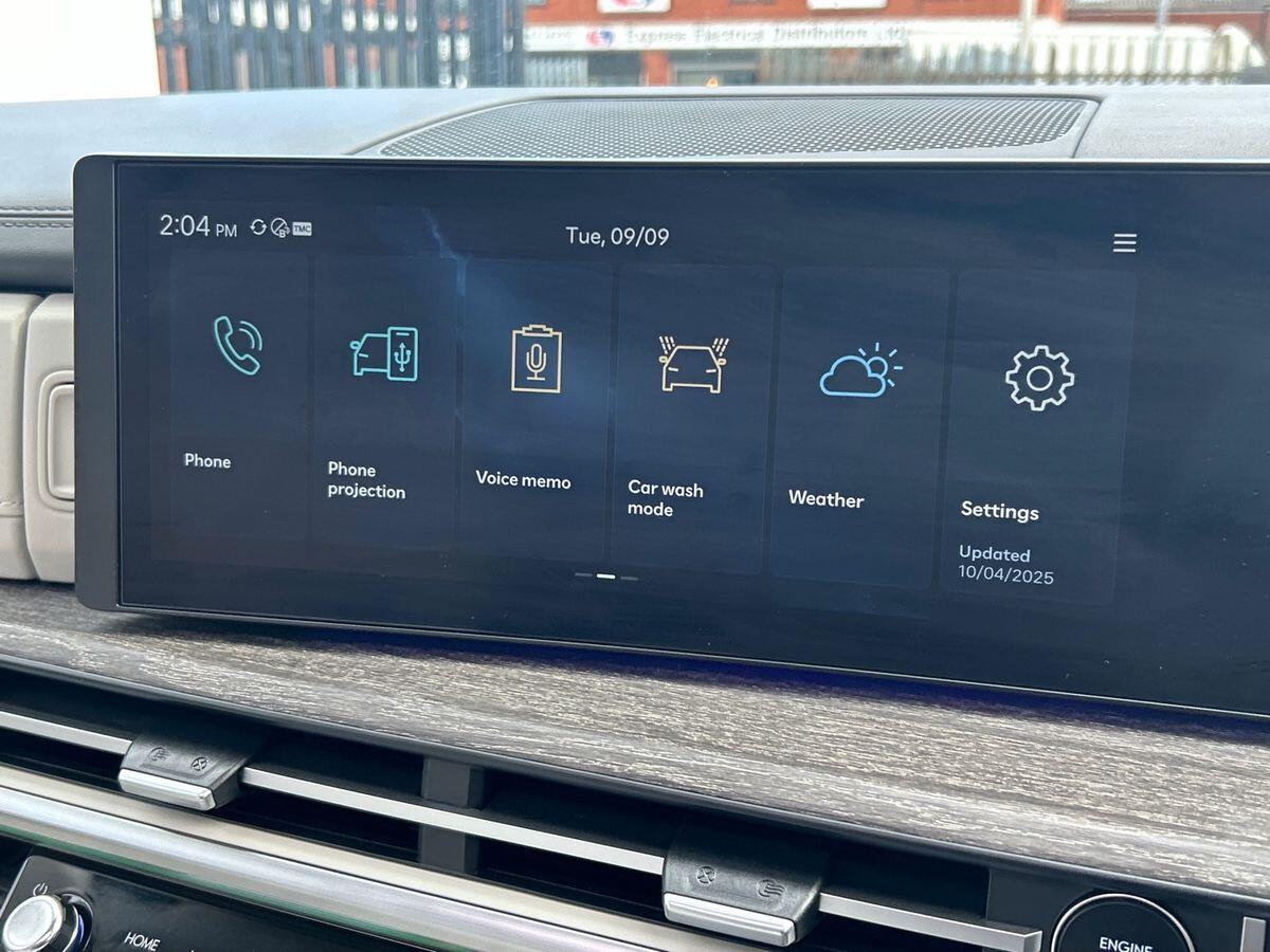 Used Hyundai Santa Fe 2025 for sale - 76300000: Photo 28