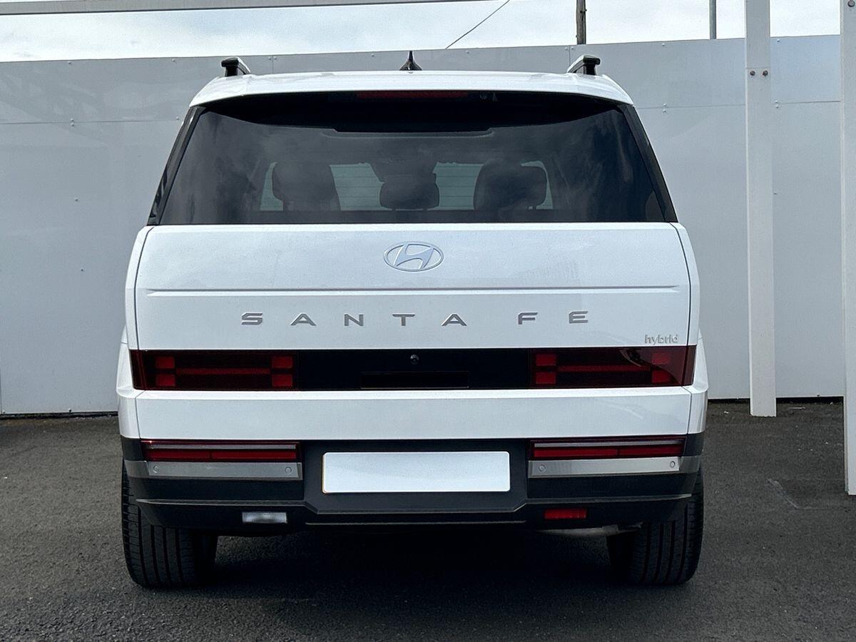 Used Hyundai Santa Fe 2025 for sale - 76300000: Photo 5