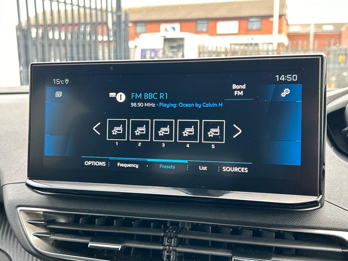 Used Peugeot 5008 2023 for sale - 76220123: Photo 23