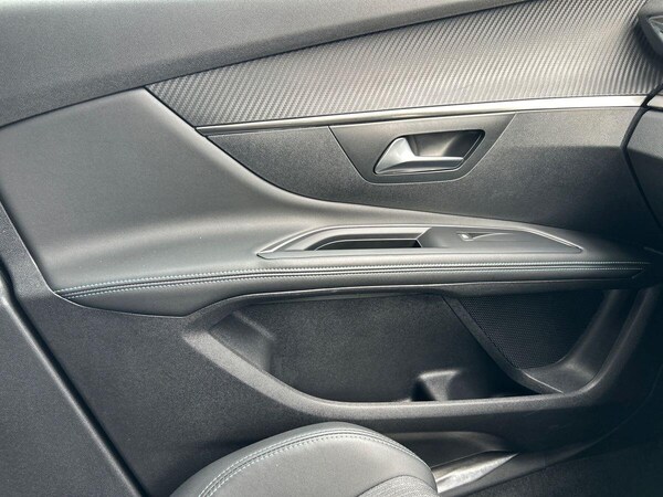 Used Peugeot 5008 2023 for sale - 76220123: Photo 28