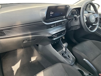 Used Hyundai BAYON 2023 for sale - 78325702: Photo