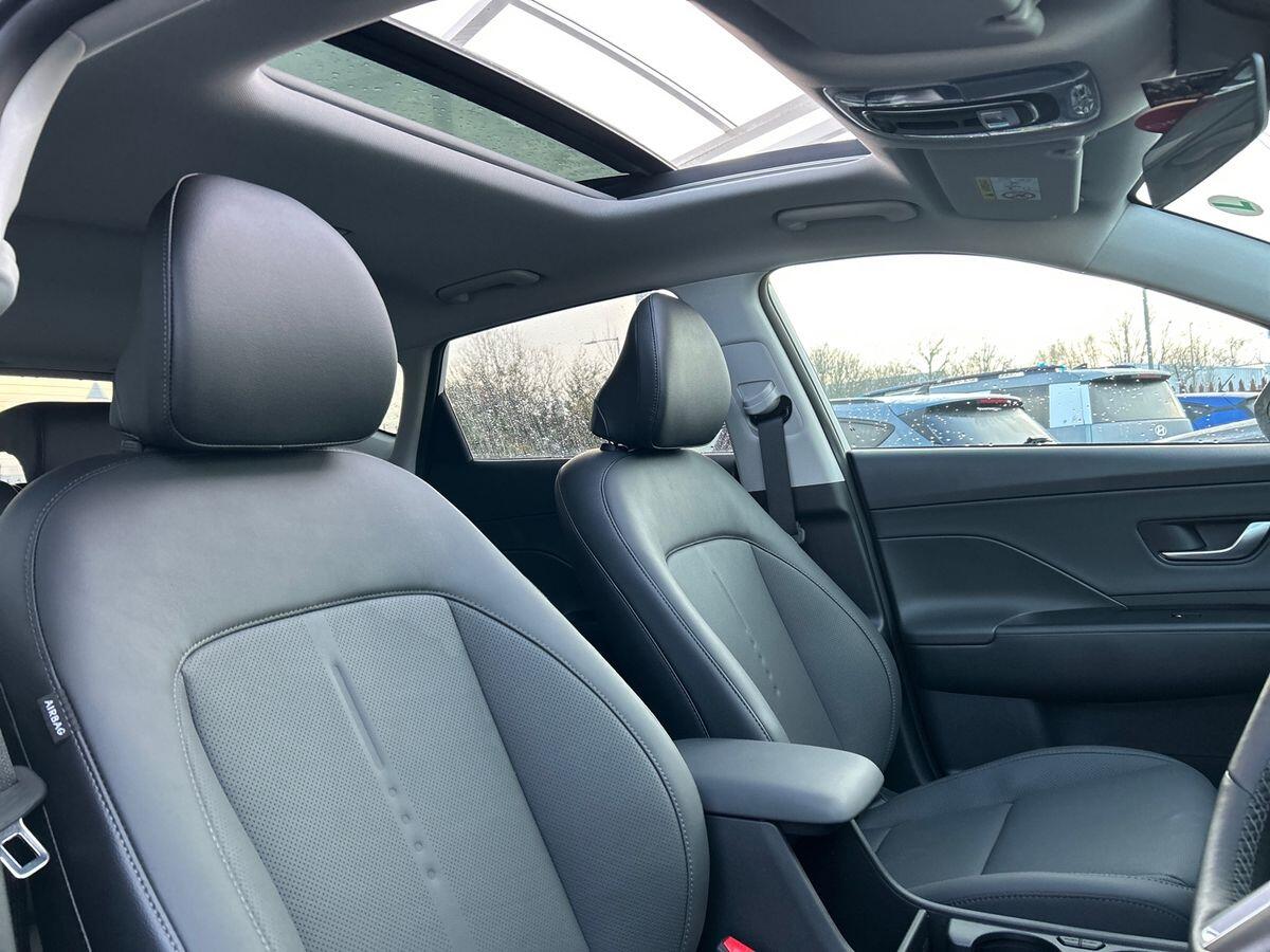 Used Hyundai KONA 2025 for sale - 76961588: Photo 16