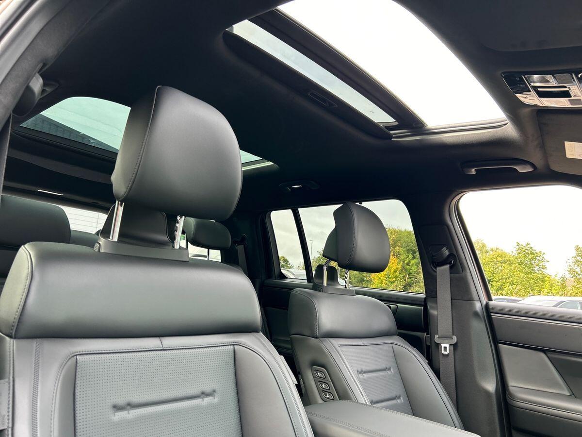 Used Hyundai Santa Fe 2025 for sale - 76641874: Photo 11