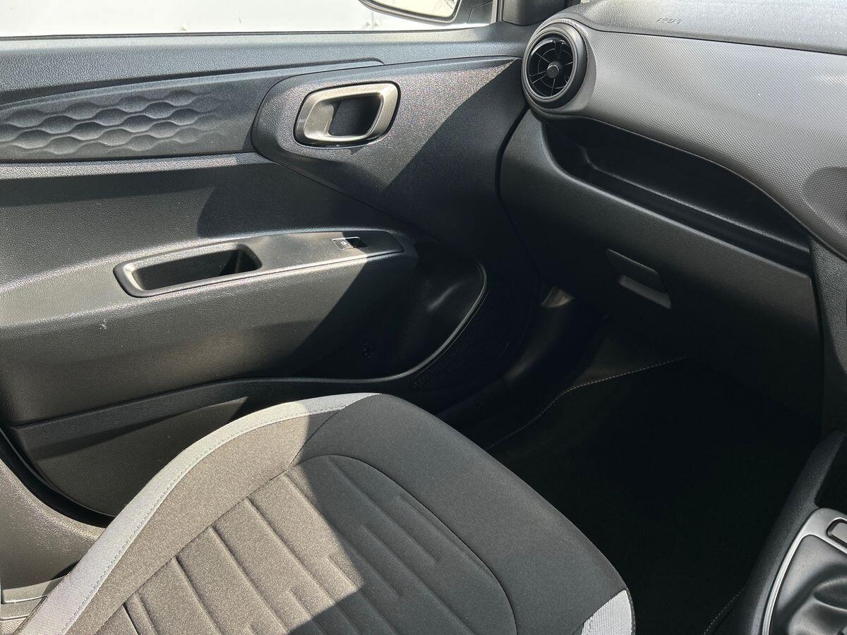 Used Hyundai i10 2025 for sale - 77053049: Photo 40