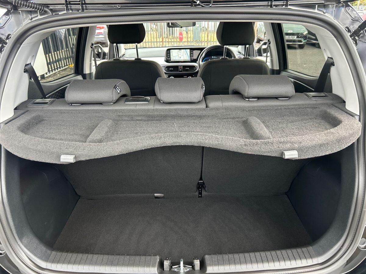 Used Hyundai i10 2024 for sale - 76090548: Photo 19