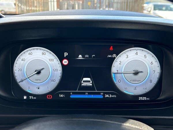 Used Hyundai i20 2025 for sale - 76300474: Photo 14