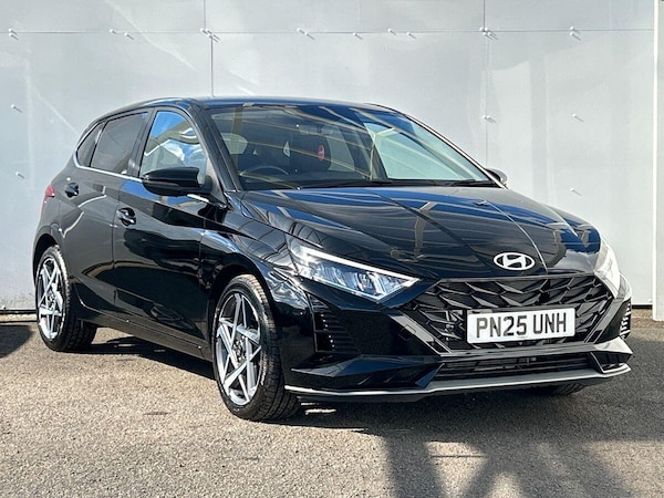 Used Hyundai i20 2025 for sale - 76300474: Photo 1