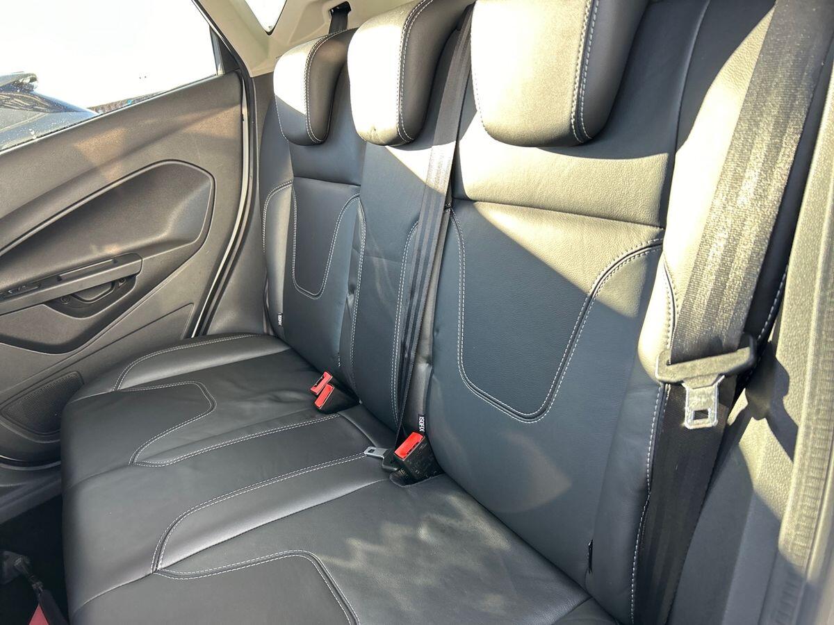 Used Ford Fiesta 2017 for sale - 76692259: Photo 17