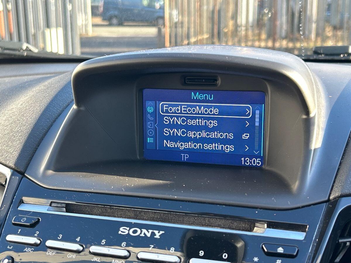 Used Ford Fiesta 2017 for sale - 76692259: Photo 27