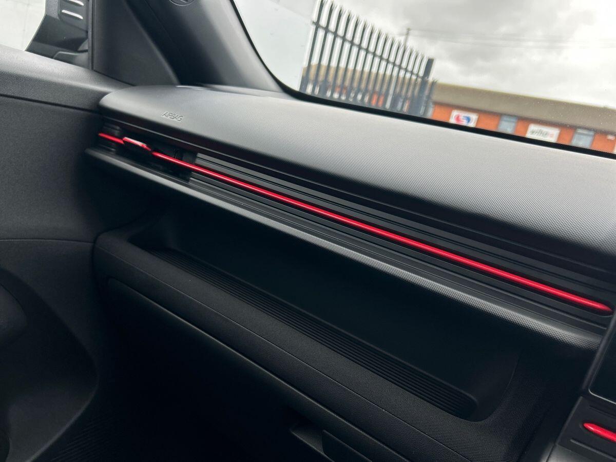 Used Hyundai KONA 2025 for sale - 76641839: Photo 32