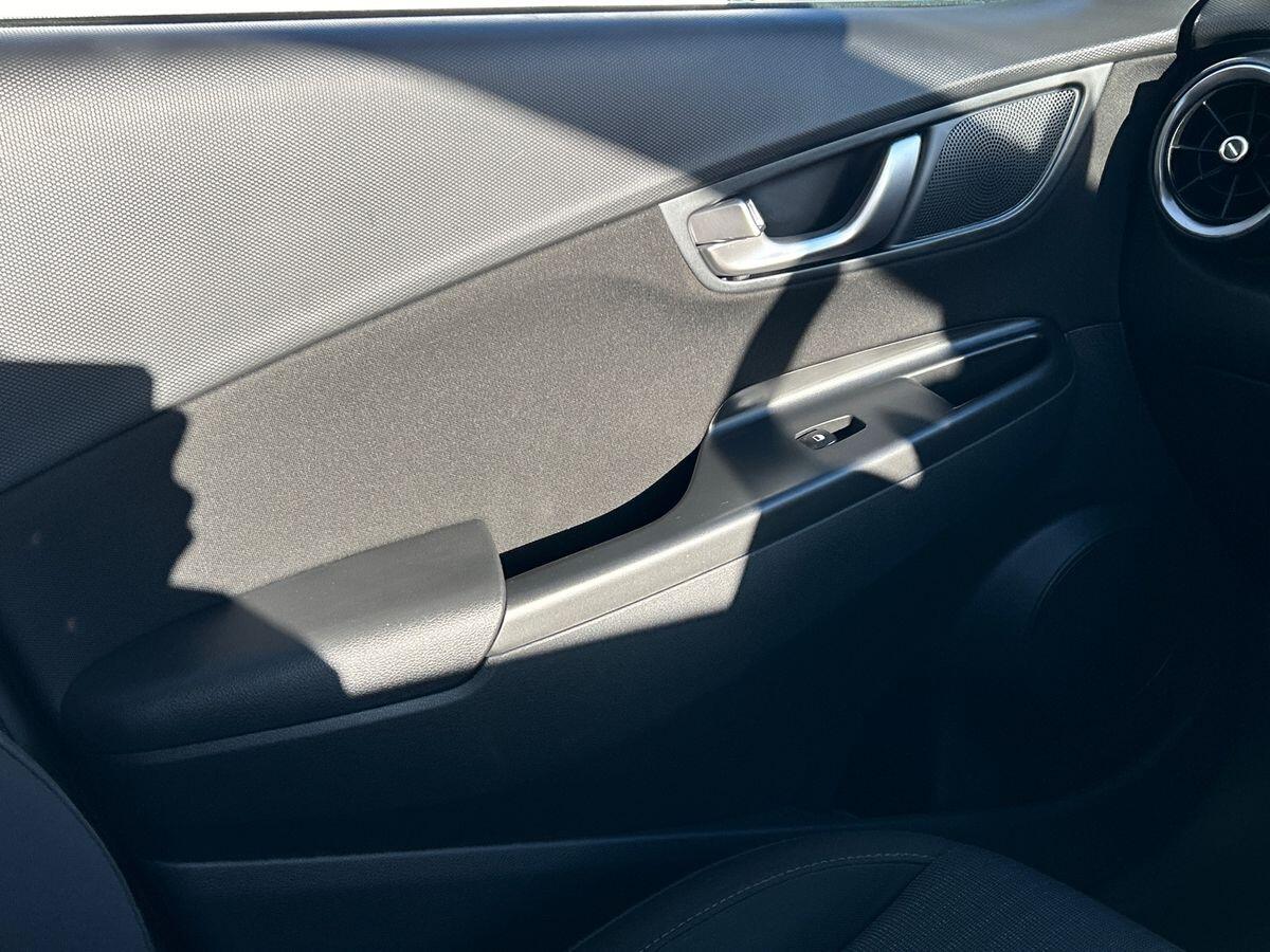 Used Hyundai KONA 2021 for sale - 77012100: Photo 27