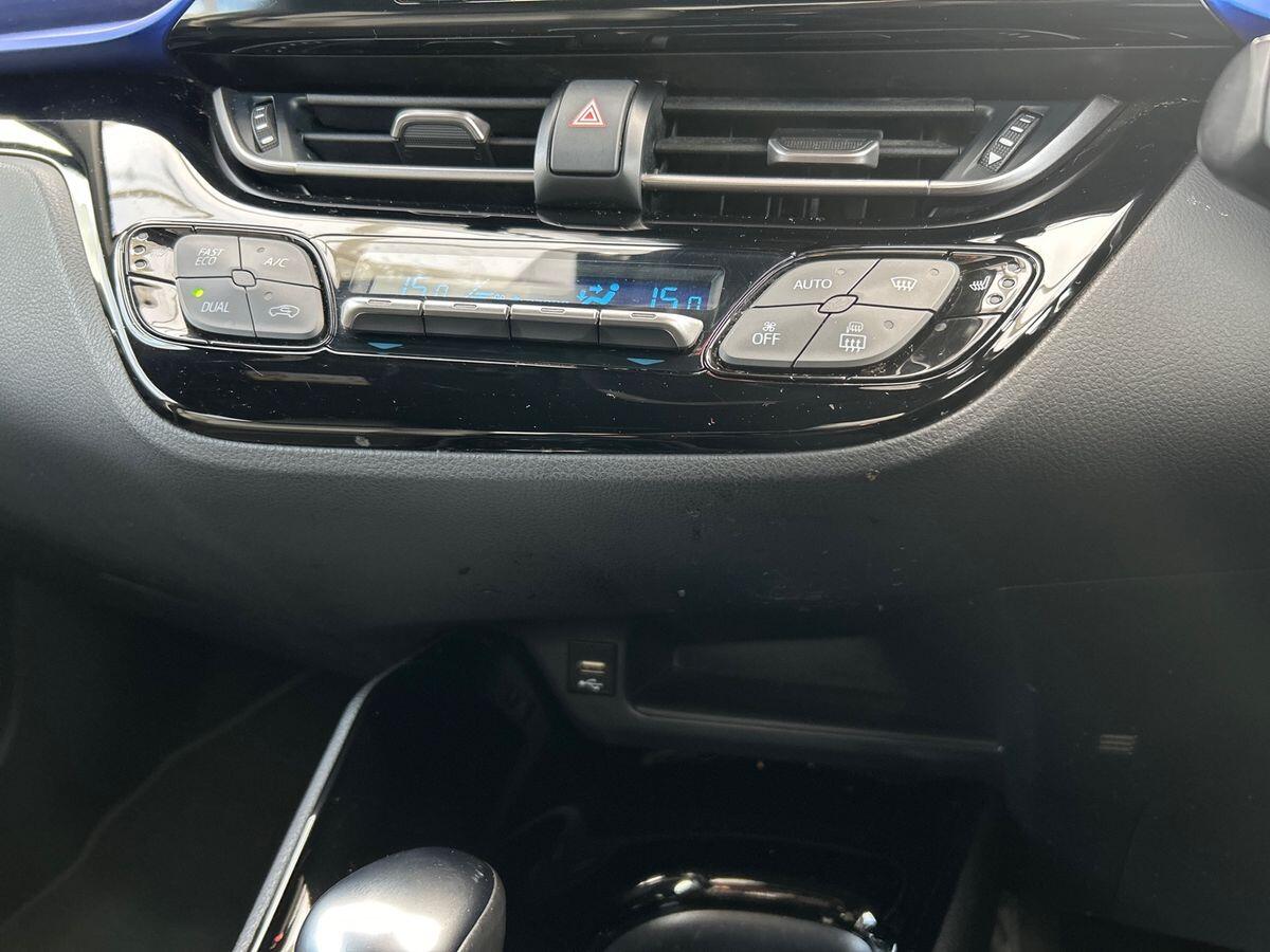 Used Toyota C-HR 2020 for sale - 77831219: Photo 33