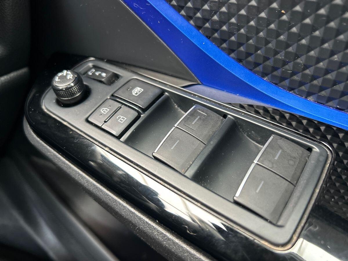 Used Toyota C-HR 2020 for sale - 77831219: Photo 40