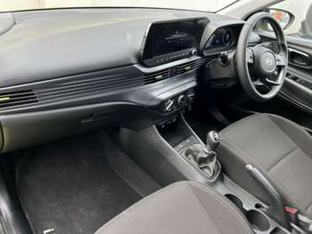 Used Hyundai i20 2024 for sale - 74742080: Photo