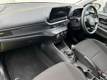 Used Hyundai i20 2024 for sale - 75969524: Photo