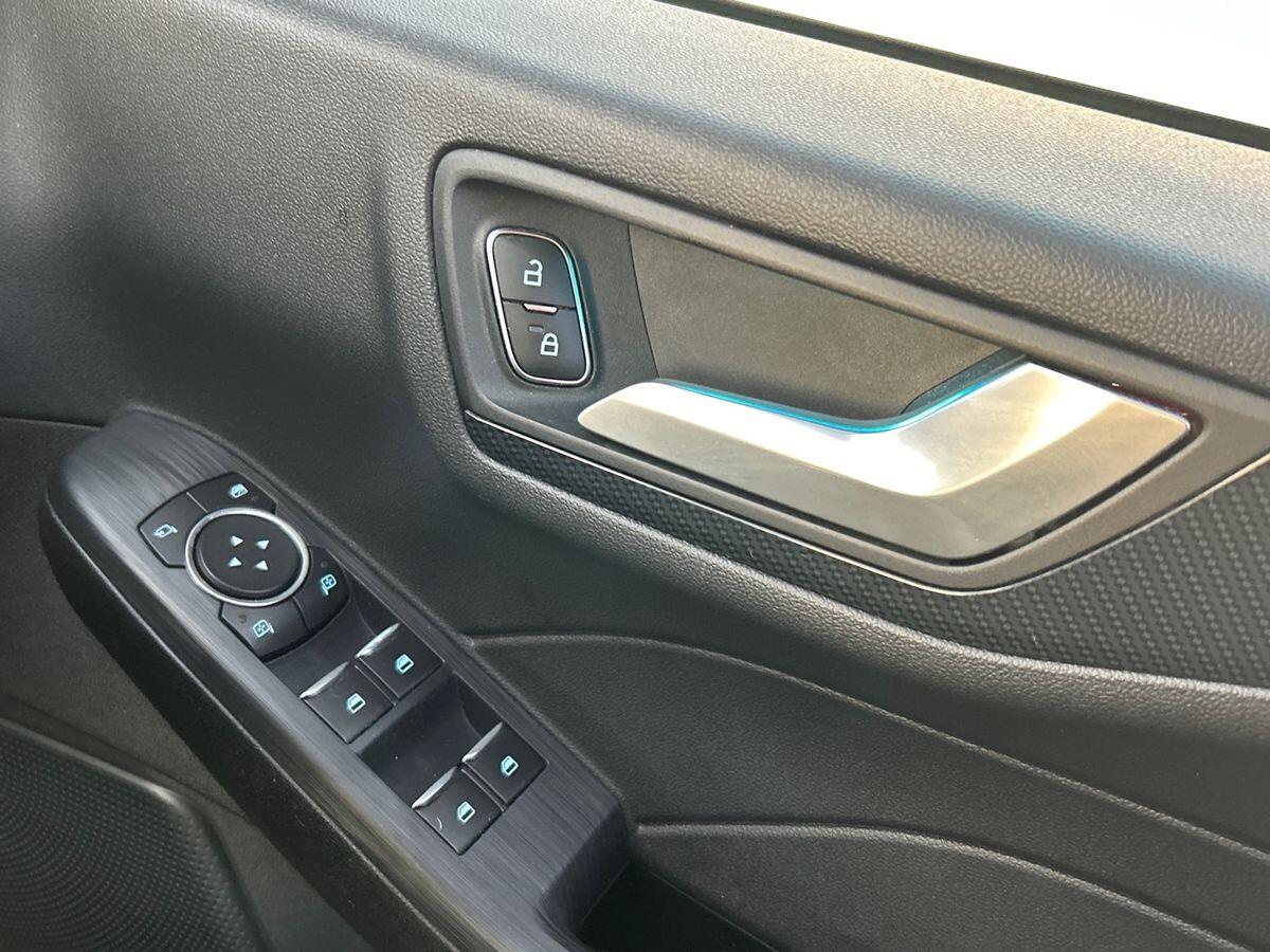 Used Ford Kuga 2022 for sale - 77012099: Photo 19