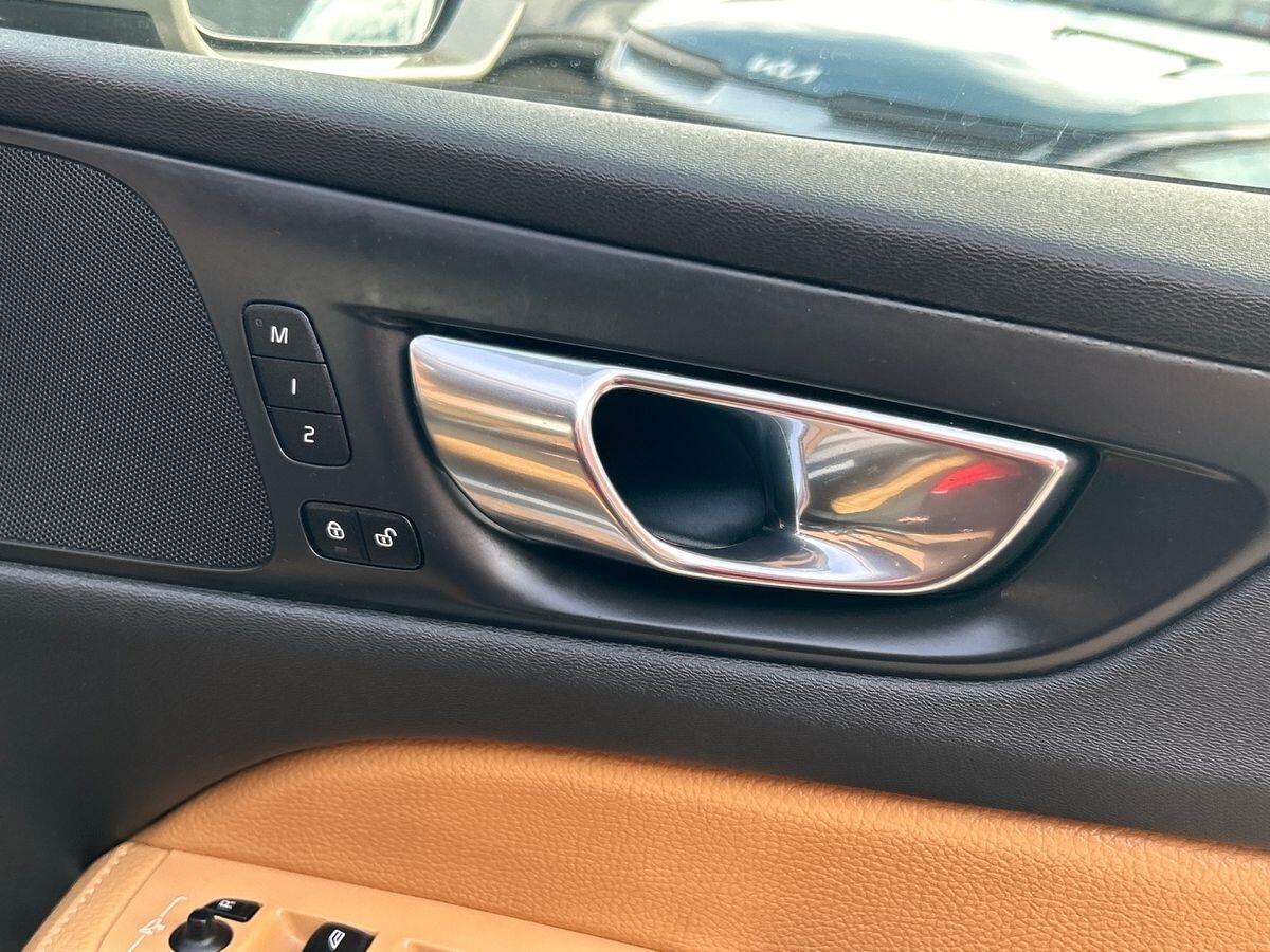 Used Volvo V60 2019 for sale - 76896190: Photo 20