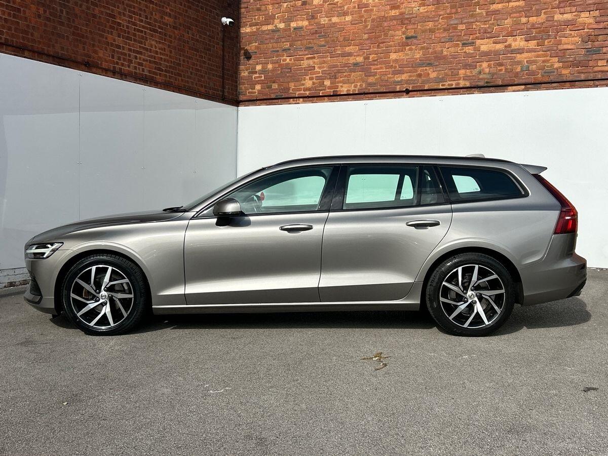 Used Volvo V60 2019 for sale - 76896190: Photo 6