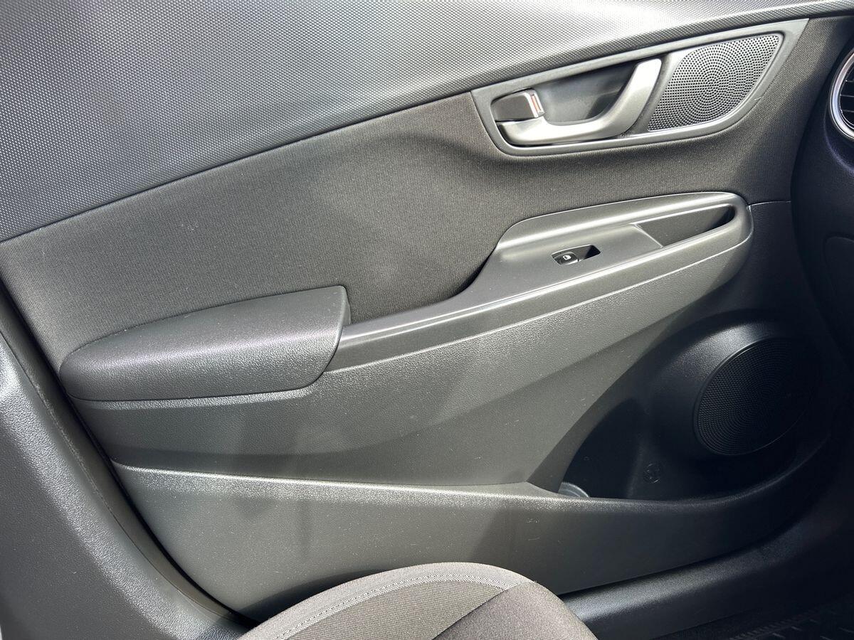 Used Hyundai KONA 2019 for sale - 76617088: Photo 32