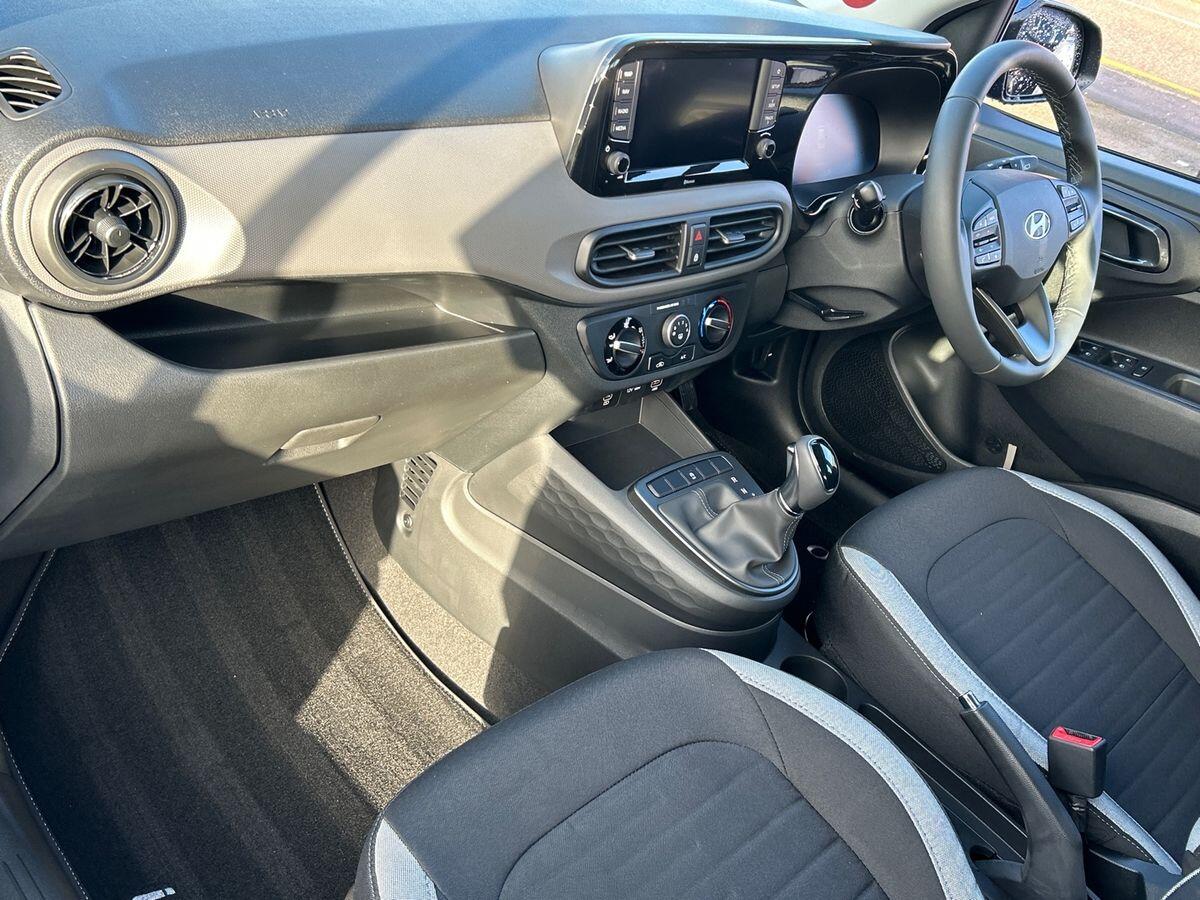 Used Hyundai i10 2025 for sale - 77221114: Photo 2