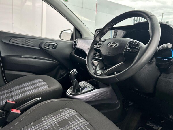 Used Hyundai i10 2024 for sale - 76090240: Photo 13