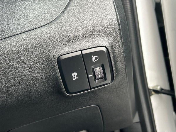 Used Hyundai i10 2024 for sale - 76090240: Photo 21