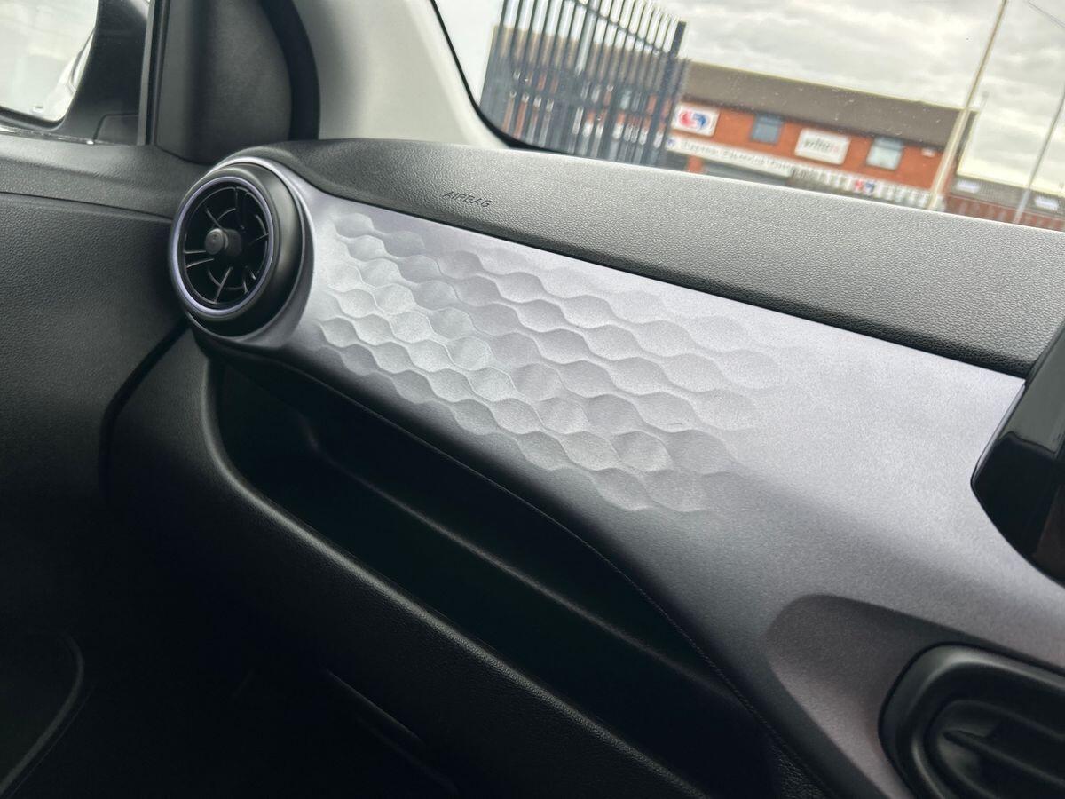 Used Hyundai i10 2024 for sale - 76090240: Photo 32