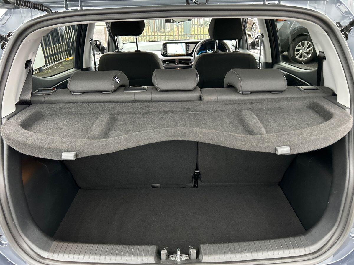 Used Hyundai i10 2024 for sale - 76488353: Photo 19