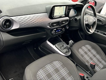 Used Hyundai i10 2024 for sale - 76488353: Photo