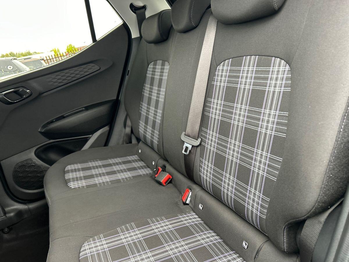 Used Hyundai i10 2024 for sale - 76249559: Photo 17