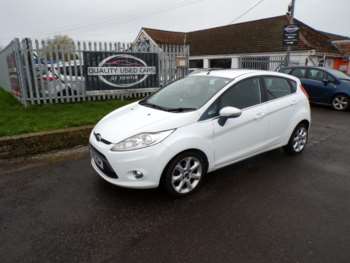 2013 (63) - 1.6 TDCi Zetec ECOnetic 5dr