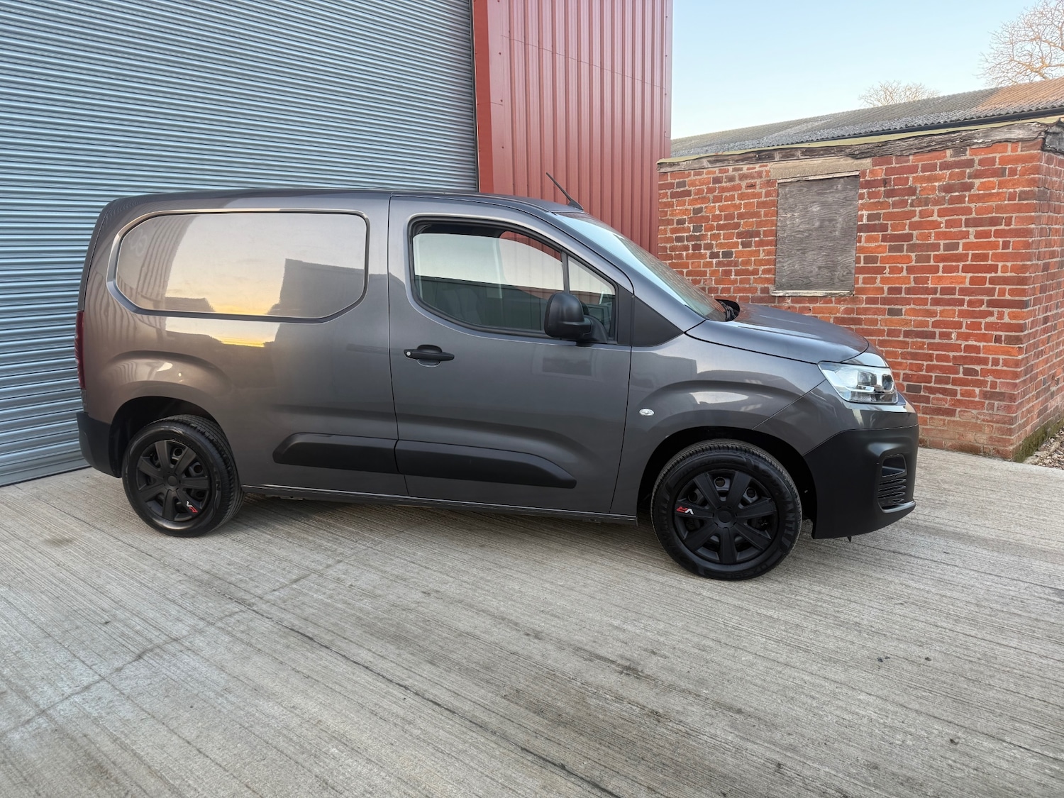 Used Citroen Berlingo 2019 for sale - 76598808: Photo 2