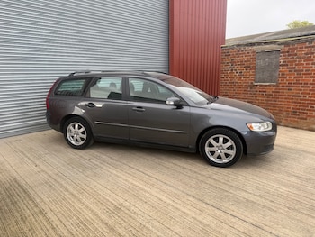 Used Volvo V50 2009 for sale - 78508335: Photo