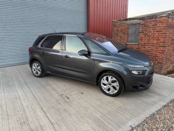 Used Citroen C4 Picasso 2015 for sale - 74086952: Photo