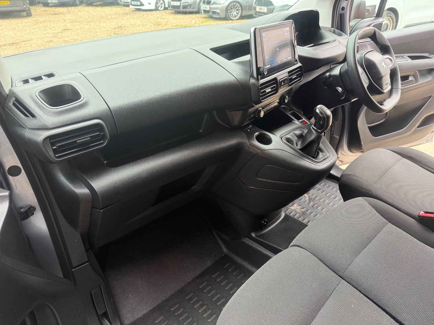 Used Peugeot Partner 2019 for sale - 76531033: Photo 10