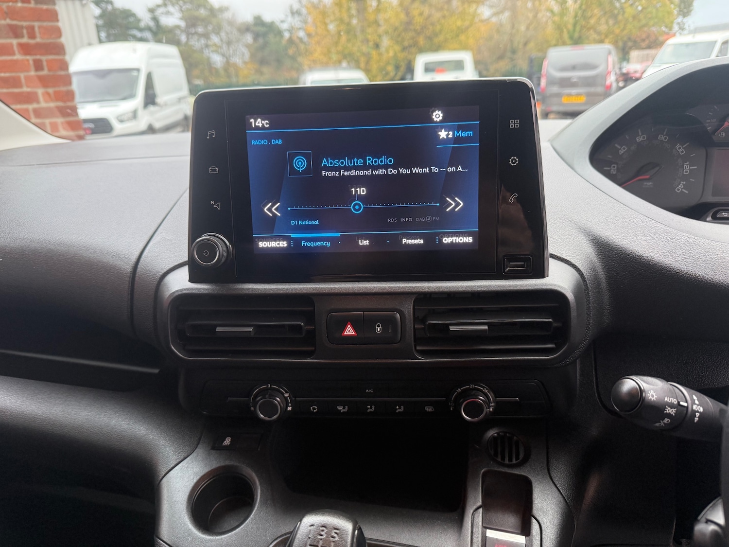 Used Peugeot Partner 2019 for sale - 76531033: Photo 9