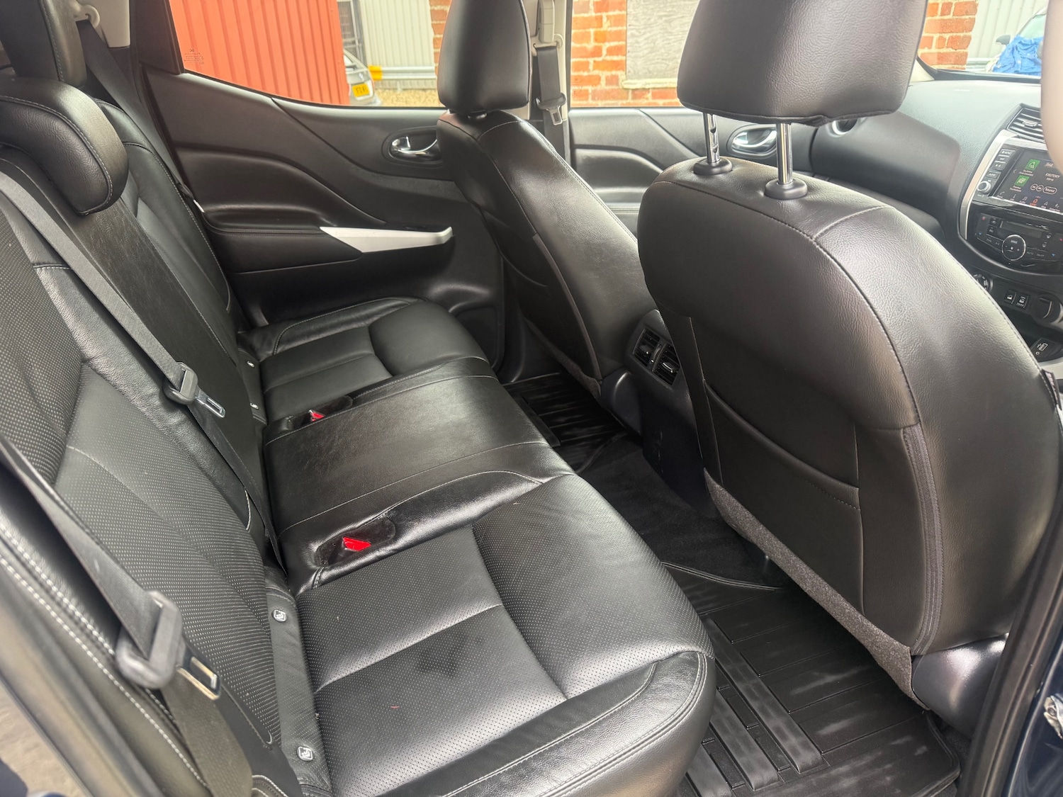 Used Nissan Navara 2021 for sale - 78032040: Photo 11